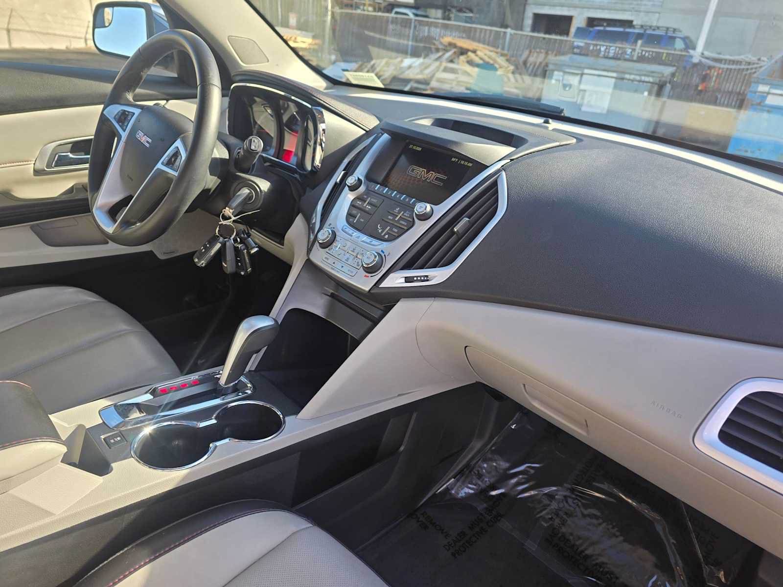 Used 2012 GMC Terrain SLT w/ Chrome and Technology Package FWD image 8