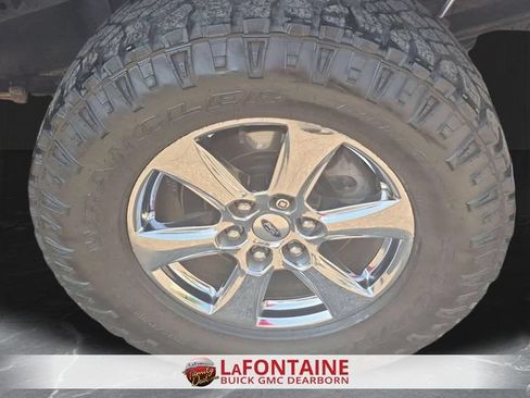 Used 2018 Ford F150 XLT w/ Equipment Group 302A Luxury AWD/4WD image 32