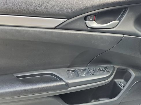 Used 2019 Honda Civic Sport image 22