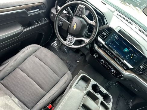 Used 2023 Chevrolet Silverado 1500 LT image 18