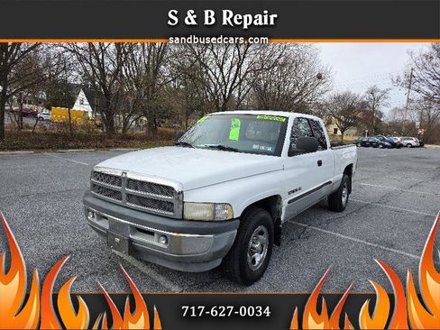 Used 2001 Dodge Ram 1500 Truck 2WD Quad Cab image 1