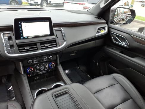 Used 2022 Chevrolet Tahoe Z71 w/ Luxury Package image 15