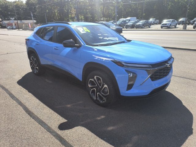 Used 2024 Chevrolet Trax RS w/ Driver Confidence Package FWD image 5