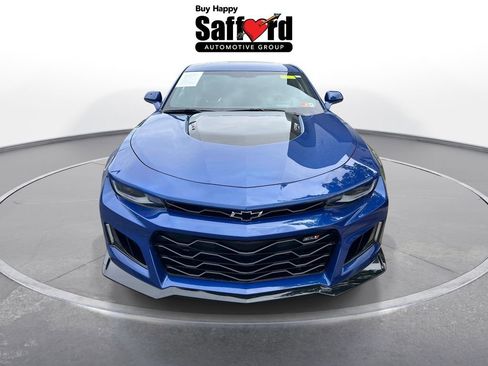 Used 2019 Chevrolet Camaro ZL1 RWD image 5