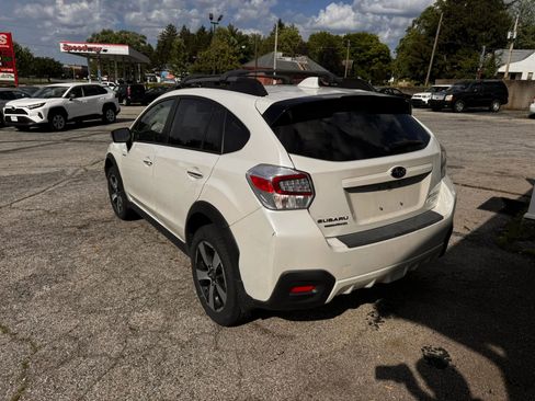 Used 2016 Subaru Crosstrek Touring AWD/4WD image 5