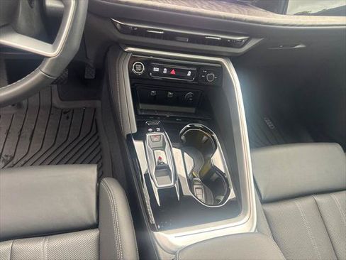 Certified 2025 Audi Q5 Premium Plus w/ Premium Plus AWD/4WD image 15