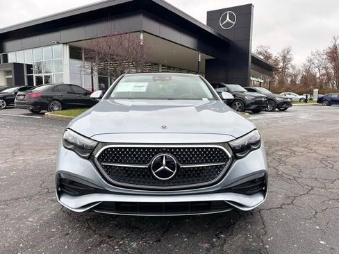 New 2026 Mercedes-Benz E 350 4MATIC Sedan image 3