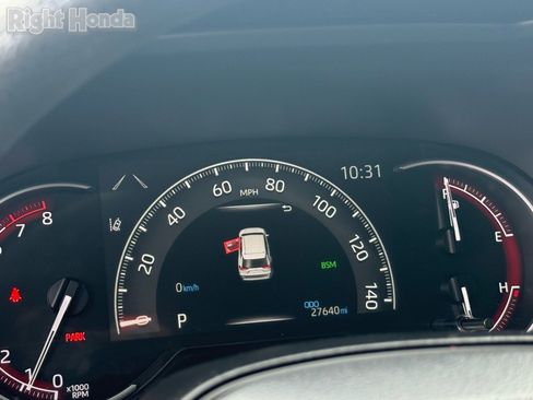 Used 2025 Toyota RAV4 XLE image 18