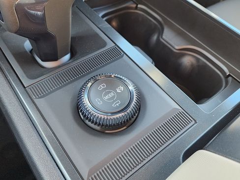 New 2026 GMC Hummer EV SUV image 38