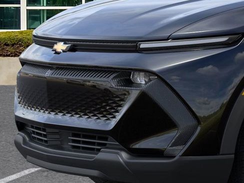 New 2026 Chevrolet Equinox EV LT image 13