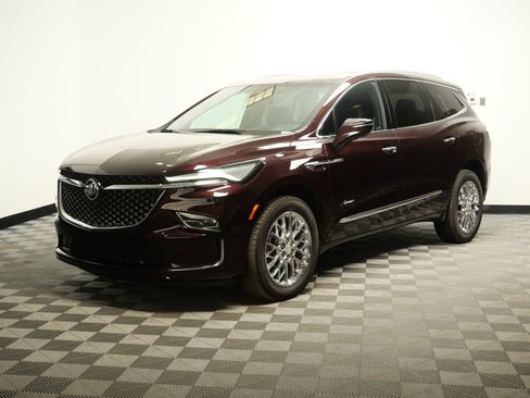 Used 2023 Buick Enclave Avenir w/ Avenir Technology Package image 3