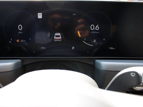 Used 2025 Hyundai Sonata SEL FWD image 21