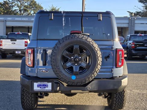 New 2025 Ford Bronco Outer Banks image 5