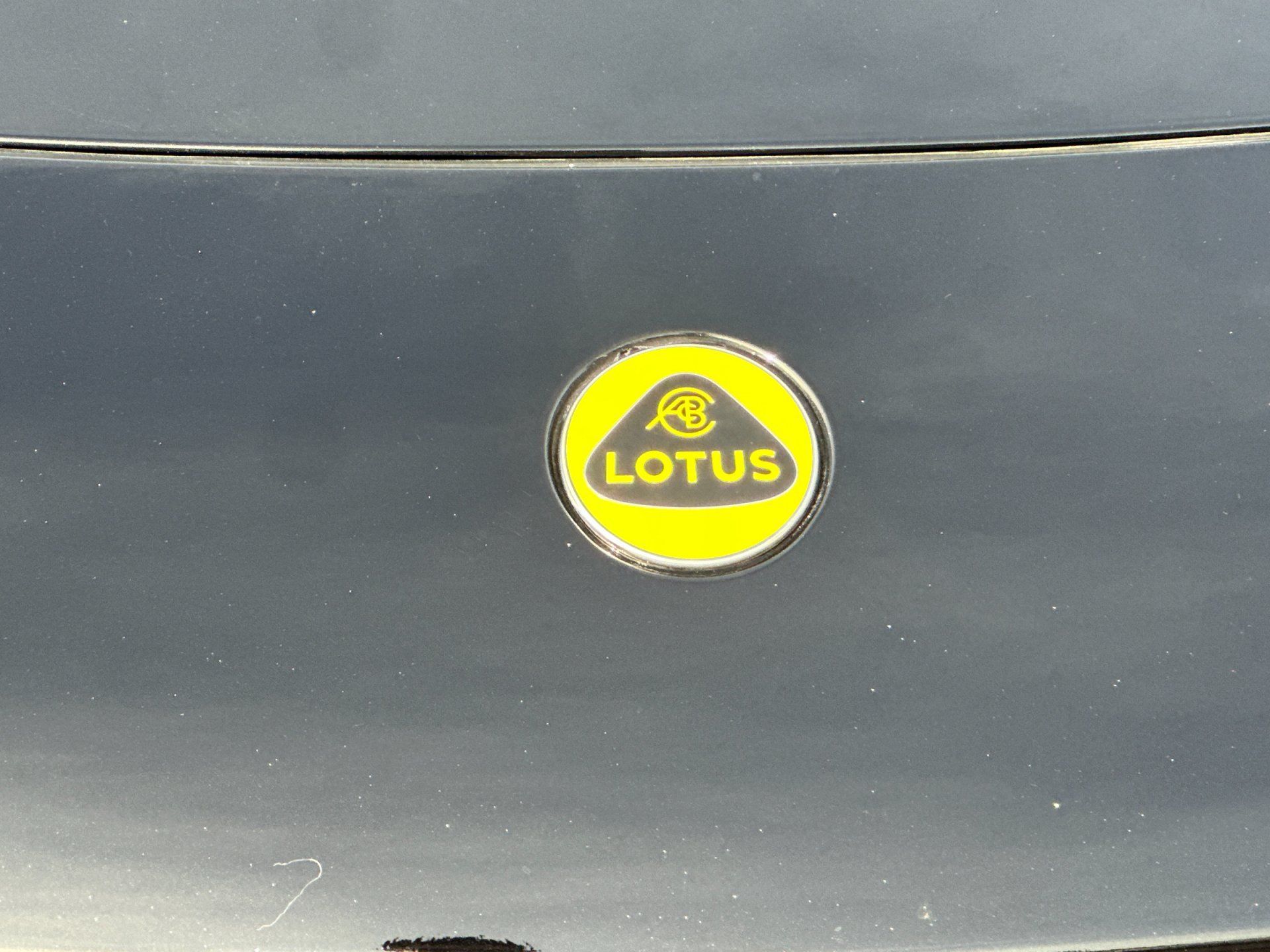 Used 2025 Lotus Emira RWD image 22