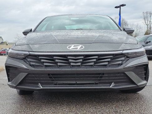 New 2026 Hyundai Elantra Sport FWD image 10