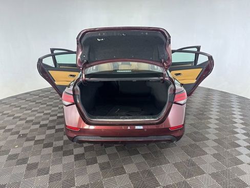 Used 2023 Nissan Sentra SV w/ SV Premium Package FWD image 18