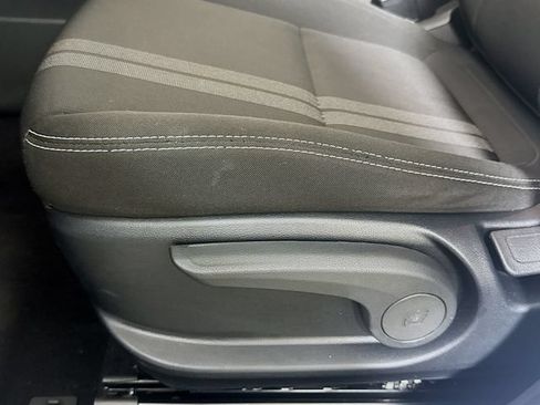 Used 2023 Hyundai Venue SEL w/ Cargo Package FWD image 16