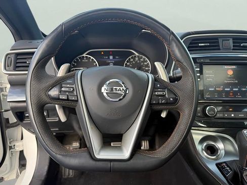 Used 2022 Nissan Maxima SR w/ Sport Mat Group image 15
