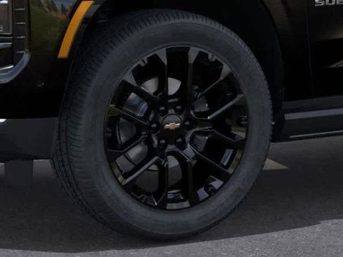 New 2026 Chevrolet Suburban High Country image 9