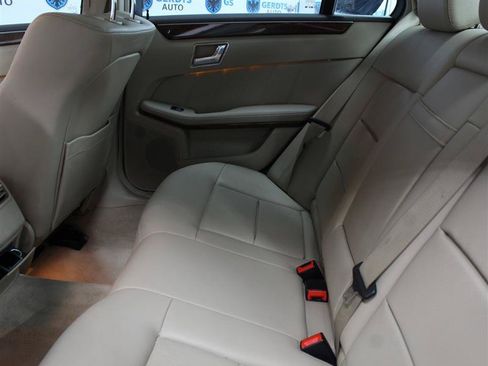 Used 2011 Mercedes-Benz E 350 Sedan image 15