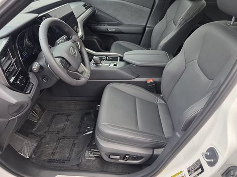 Used 2026 Lexus TX 350 AWD w/ Technology Package image 9