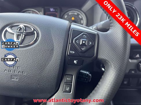 Used 2019 Toyota Tacoma TRD Sport image 27
