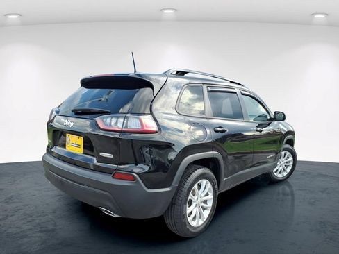Used 2022 Jeep Cherokee Latitude Lux w/ Sun & Sound Group AWD/4WD image 6