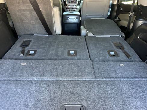 Used 2019 Chevrolet Tahoe LT RWD image 25