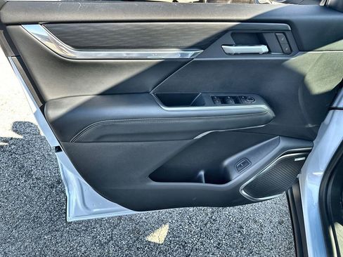 New 2026 GMC Acadia Elevation w/ Elevation Premium Package FWD image 21