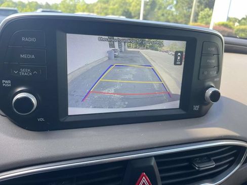 Used 2019 Hyundai Santa Fe SE AWD/4WD image 25