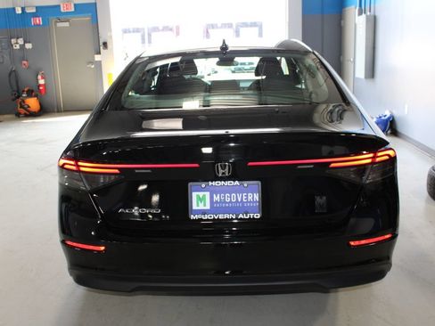 Used 2023 Honda Accord EX image 24