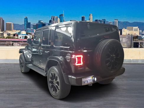 Used 2021 Jeep Wrangler Unlimited Sahara w/ Cold Weather Group image 5