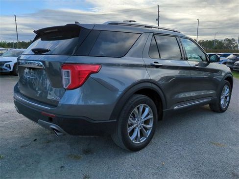 Used 2023 Ford Explorer Limited image 5