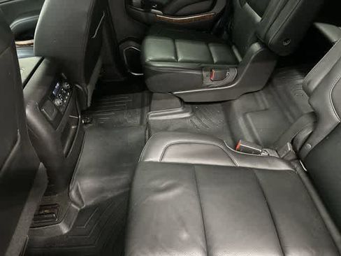 Used 2017 Chevrolet Tahoe Premier RWD image 11