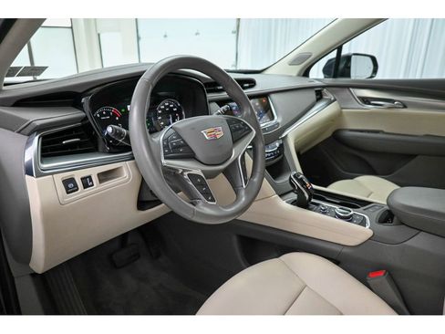 Certified 2021 Cadillac XT5 Premium Luxury image 32