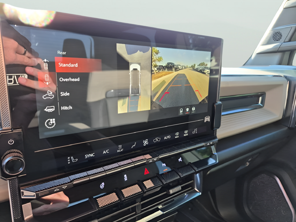 New 2026 GMC Hummer EV 4x4 Crew Cab image 25