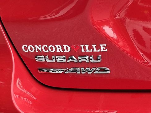 Used 2024 Subaru Crosstrek 2.0i Premium w/ Crosstrek Mirror Package AWD/4WD image 29