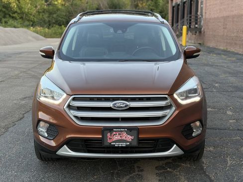 Used 2017 Ford Escape Titanium w/ Equipment Group 301A AWD/4WD image 2