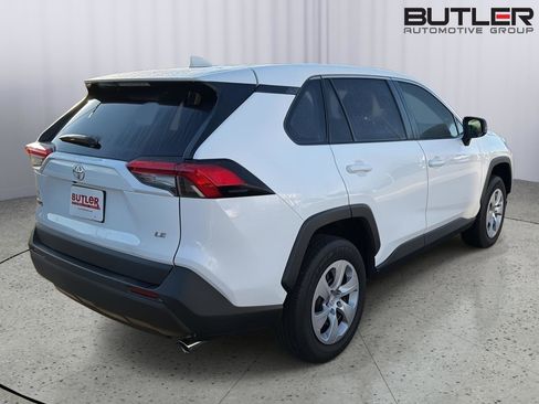 Certified 2024 Toyota RAV4 LE FWD image 6