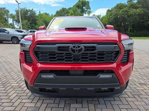 Used 2025 Toyota Tacoma TRD Sport RWD image 2