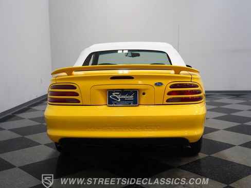 Used 1995 Ford Mustang GT RWD image 11