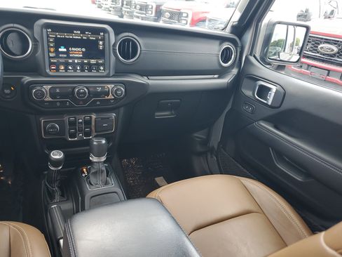 Used 2021 Jeep Gladiator Overland w/ Popular Equipment Package image 16