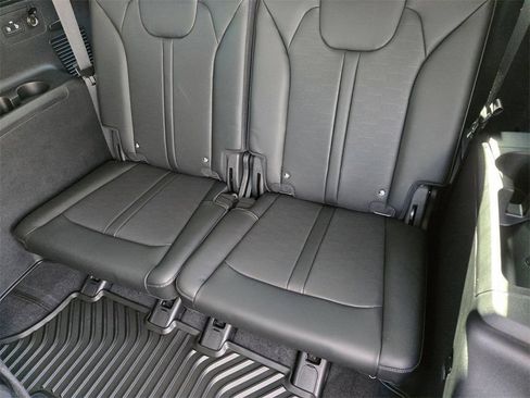 New 2026 Kia Sorento S FWD image 22