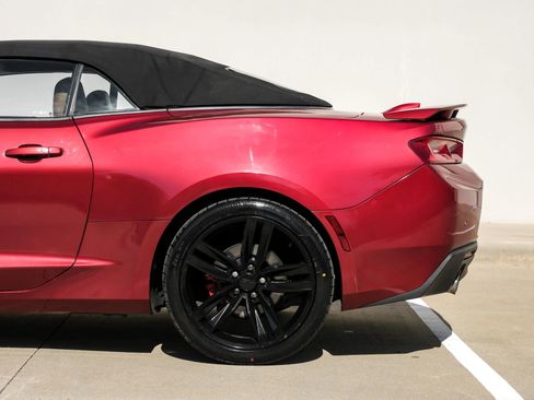 Used 2016 Chevrolet Camaro LT image 21