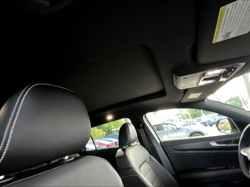 New 2026 Volkswagen Atlas Cross Sport SEL R-Line image 26