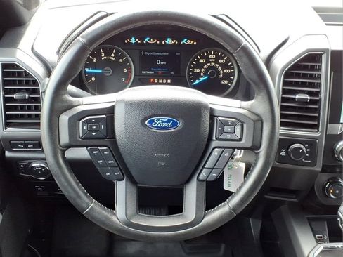 Used 2019 Ford F150 XLT w/ Equipment Group 302A Luxury AWD/4WD image 18