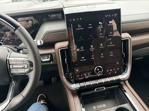 New 2026 GMC Yukon Denali Ultimate AWD/4WD image 61