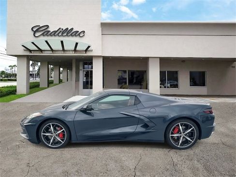 Used 2021 Chevrolet Corvette Stingray Preferred Conv w/ 2LT image 3