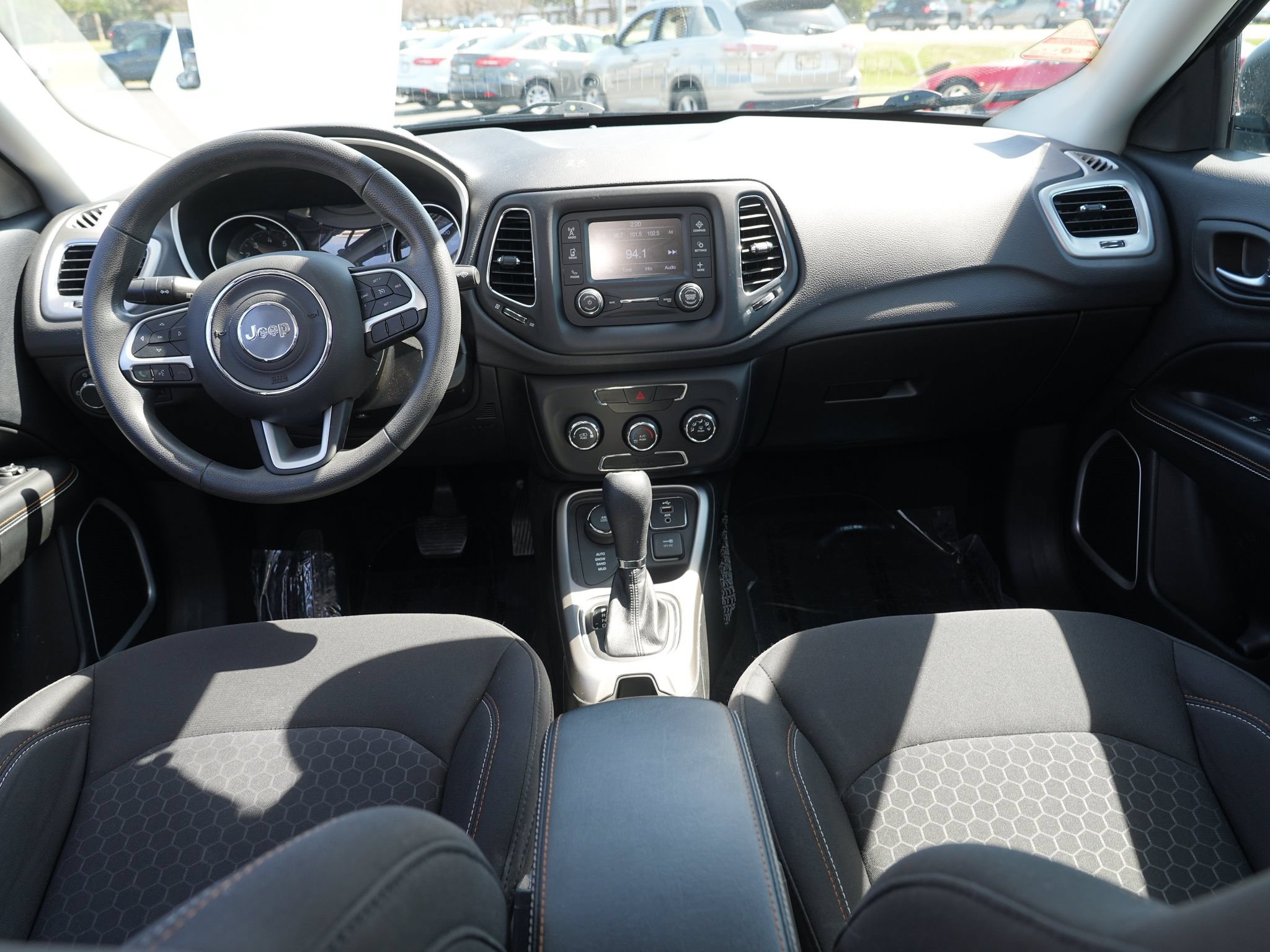Used 2018 Jeep Compass Sport AWD/4WD image 27