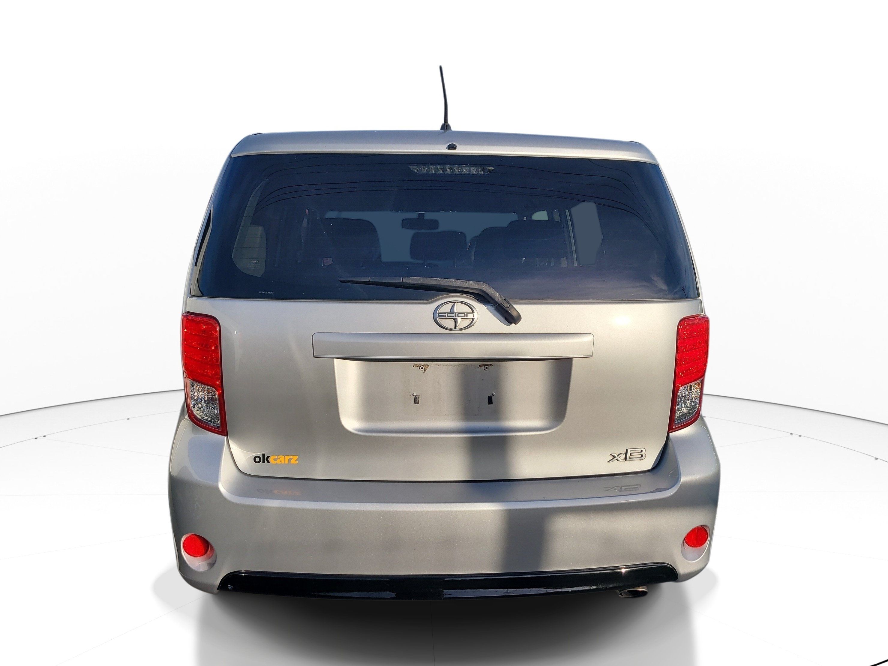 Used 2014 Scion xB FWD image 5
